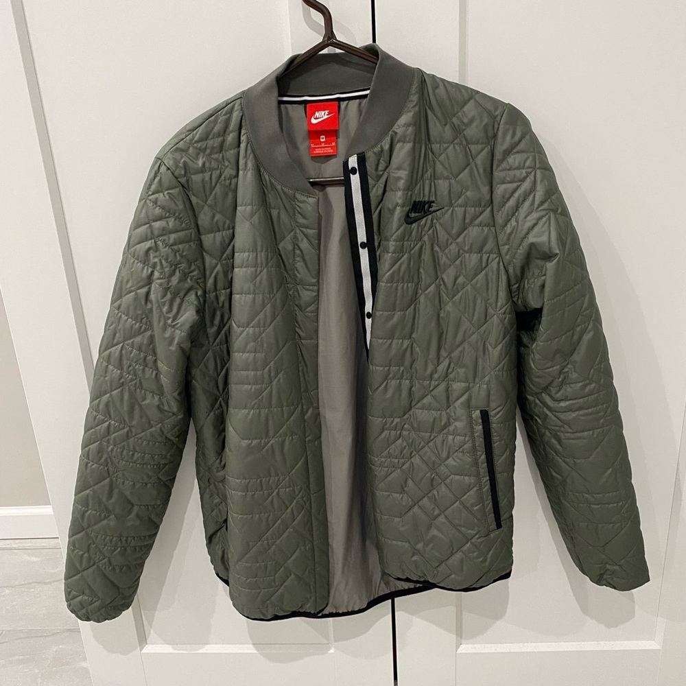 Nike light down jacket szM